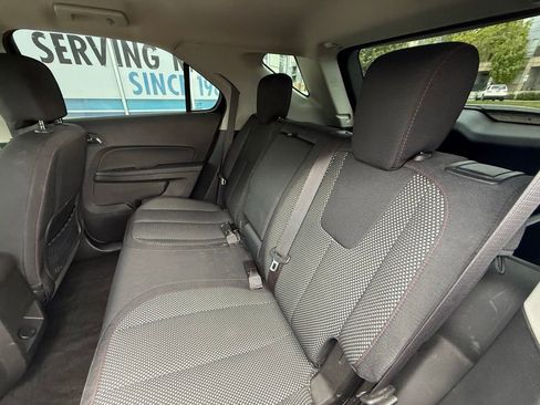 Used 2016 Chevrolet Equinox LS w/ LPO, Protection Package FWD image 8