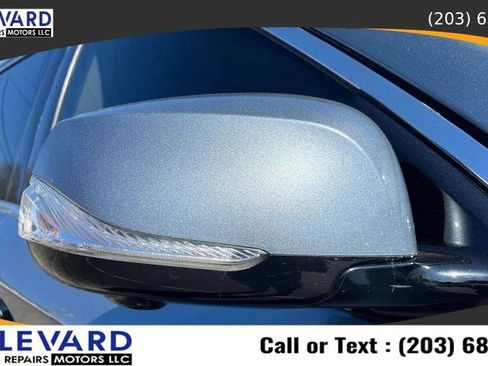 Used 2016 INFINITI QX60 3.5 Sport Utility 4D w/ Premium Plus Package image 11