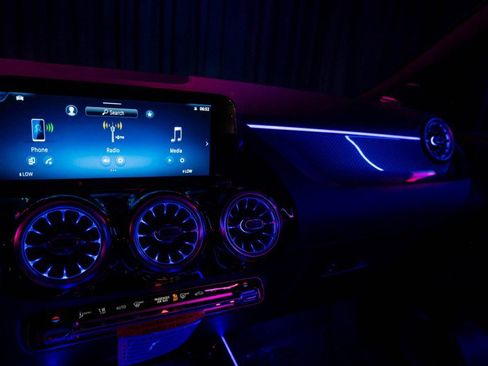 Certified 2025 Mercedes-Benz GLA 35 AMG 4MATIC image 19