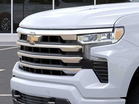 New 2026 Chevrolet Silverado 1500 High Country w/ High Country Premium Package AWD/4WD image 13