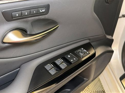 Certified 2024 Lexus ES 350 w/ Premium Package image 24