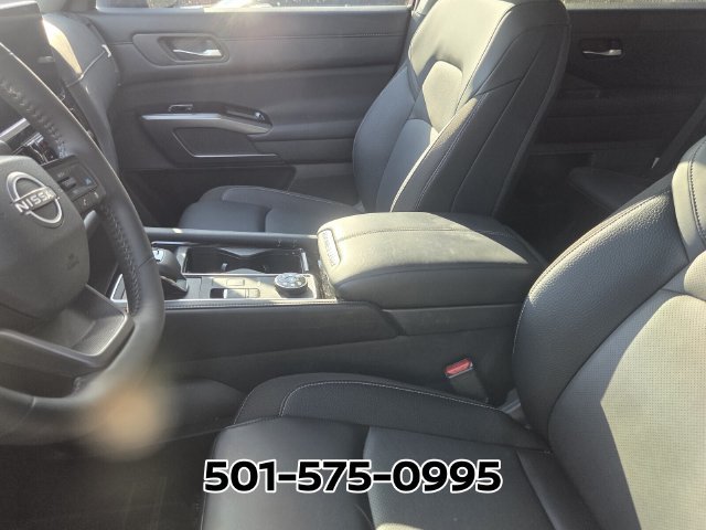 Used 2026 Nissan Pathfinder SL AWD/4WD image 9