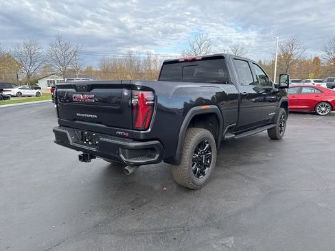 New 2026 GMC Sierra 2500 AT4 w/ AT4 Premium Plus Package image 3