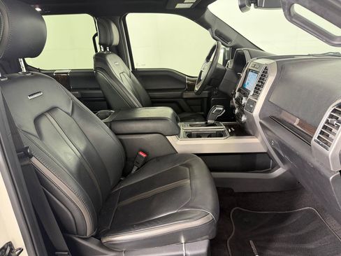 Used 2016 Ford F150 Platinum w/ Equipment Group 701A Luxury image 22