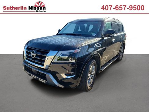 Used 2024 Nissan Armada SL w/ Captain's Chairs Package AWD/4WD image 1