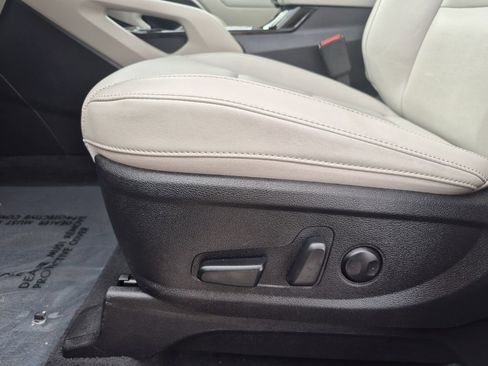 Certified 2024 Kia Telluride S w/ S Sunroof Package image 13