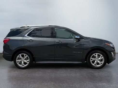 Used 2020 Chevrolet Equinox Premier w/ LPO, Floor Liner Package FWD image 2