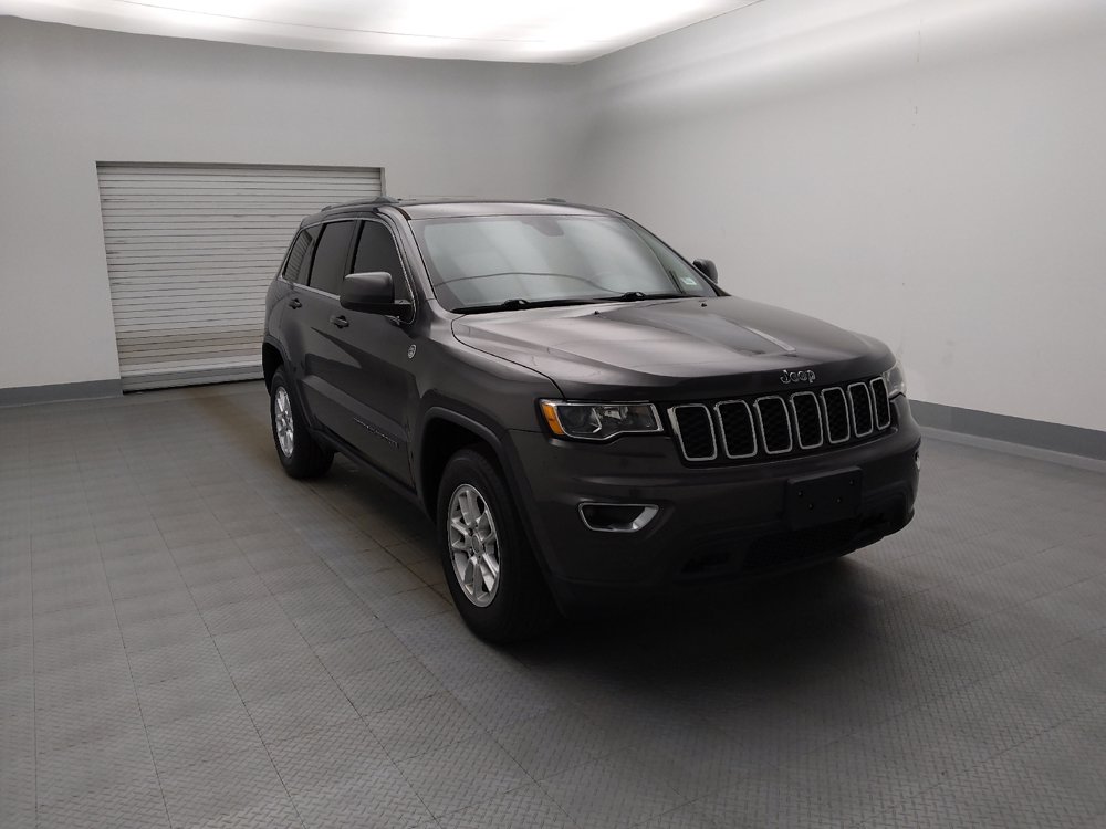 Used 2018 Jeep Grand Cherokee Laredo AWD/4WD image 13