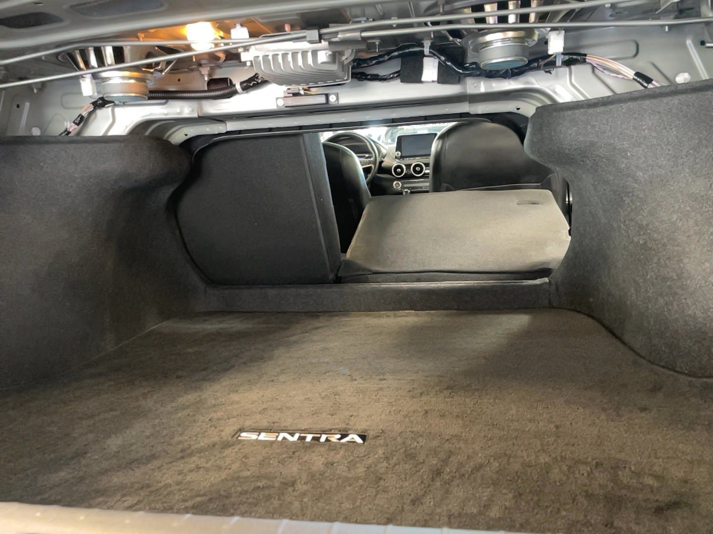 Used 2024 Nissan Sentra SR w/ SR Premium Package FWD image 21