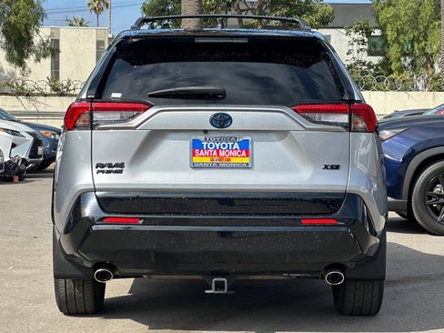 Used 2023 Toyota RAV4 XSE w/ Weather Package AWD/4WD image 5