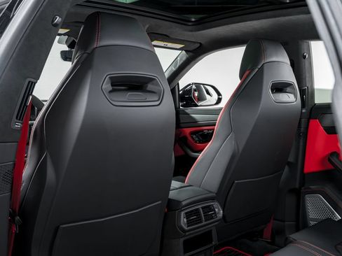 Used 2025 Lamborghini Urus S AWD/4WD image 33