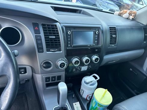 Used 2014 Toyota Sequoia Limited AWD/4WD image 7