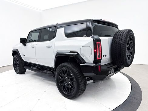Used 2025 GMC Hummer EV 2X image 41