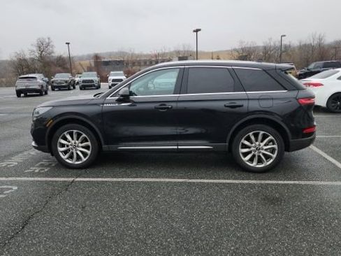 Used 2022 Lincoln Corsair AWD w/ Premium Package image 8