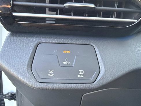 Certified 2023 Volkswagen ID.4 Pro RWD image 30