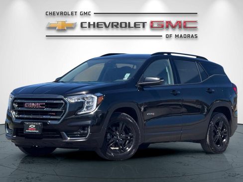 Used 2023 GMC Terrain AT4 AWD/4WD image 7