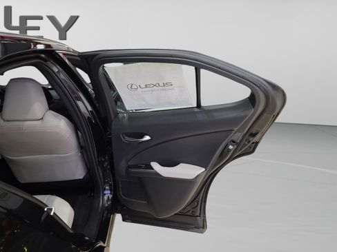 New 2025 Lexus UX 300h FWD image 25