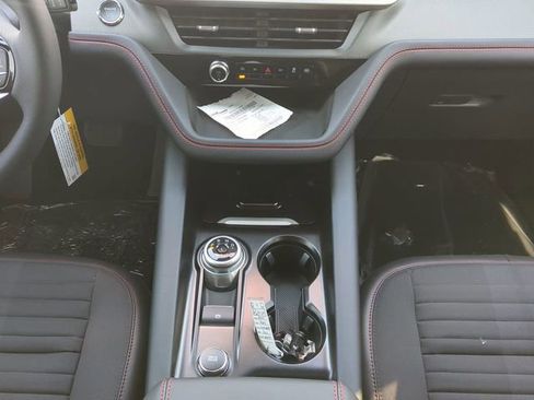 New 2025 Ford Explorer ST-Line image 21