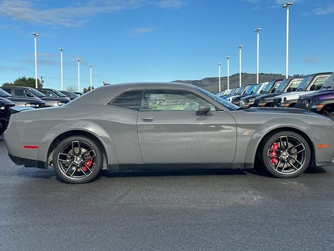 Used 2019 Dodge Challenger R/T Scat Pack image 3