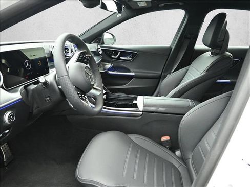 Certified 2025 Mercedes-Benz C 300 4MATIC Sedan image 8
