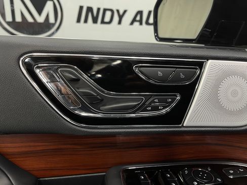 Used 2023 Lincoln Navigator L Reserve AWD/4WD image 15