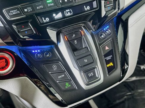 Used 2018 Honda Odyssey Elite image 34