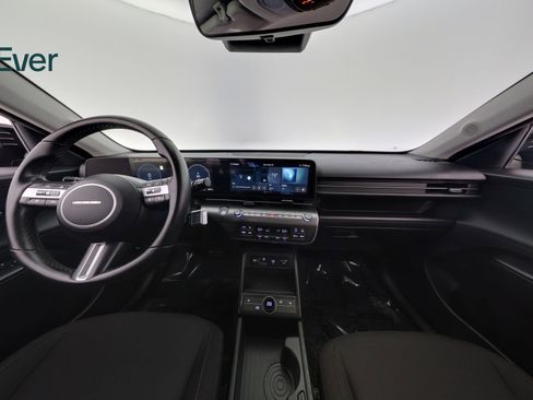 Used 2024 Hyundai Kona SEL FWD image 25