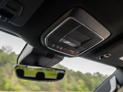 Used 2024 GMC Sierra EV Denali image 35