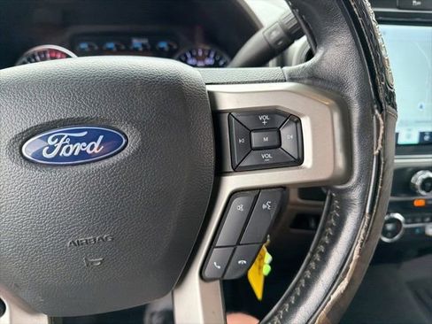 Used 2022 Ford F350 Lariat w/ Lariat Value Package AWD/4WD image 16