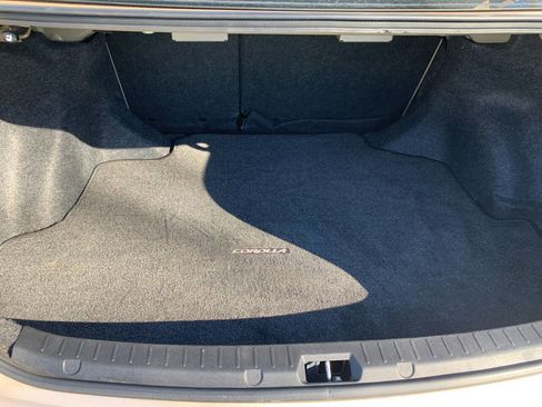 Used 2011 Toyota Corolla LE image 20