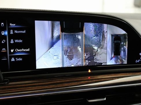 Certified 2023 Cadillac Escalade Premium Luxury image 17