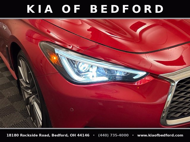 Used 2017 INFINITI Q60 Red Sport 400 AWD/4WD image 11