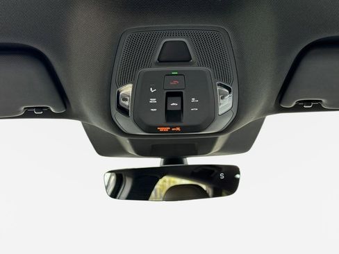 Used 2025 Audi Q5 Premium Plus w/ Premium Plus image 15