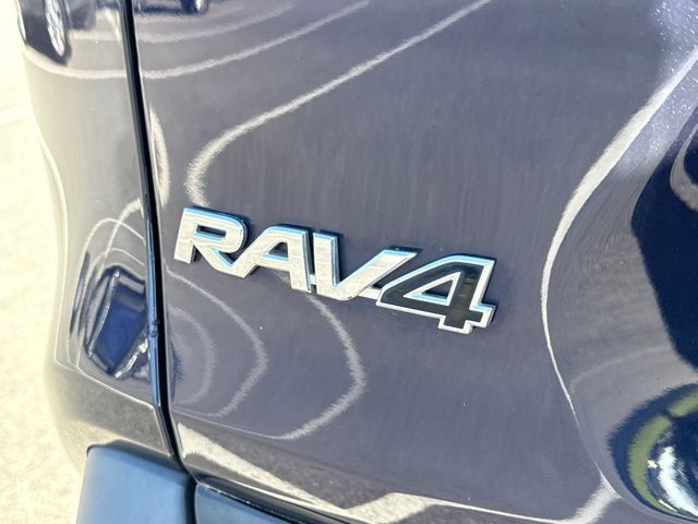 Used 2023 Toyota RAV4 XLE w/ XLE Grade Weather Package AWD/4WD image 18