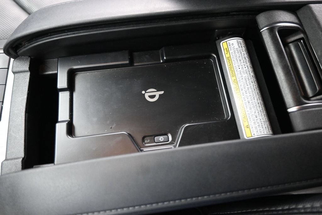 Used 2021 Toyota Highlander Platinum AWD/4WD image 33