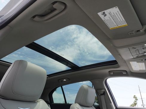 Certified 2023 Cadillac XT4 Premium Luxury FWD image 13
