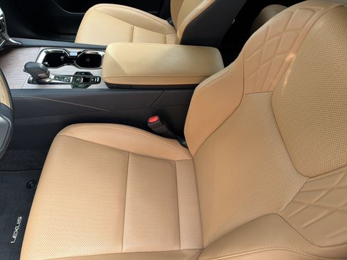 Used 2026 Lexus RX 350 Premium w/ Accessory Package (Z1) FWD image 15
