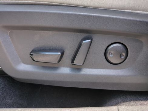Used 2026 Nissan Murano SV AWD/4WD image 17