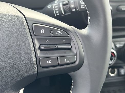 New 2026 Hyundai Venue SEL image 18