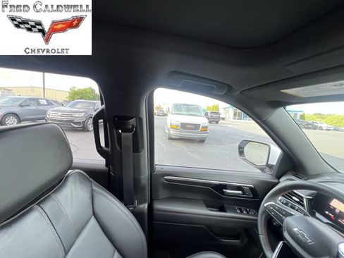 Used 2026 Chevrolet Tahoe RST w/ Comfort Package AWD/4WD image 15