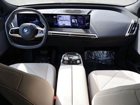 Certified 2023 BMW iX xDrive50 AWD/4WD image 22