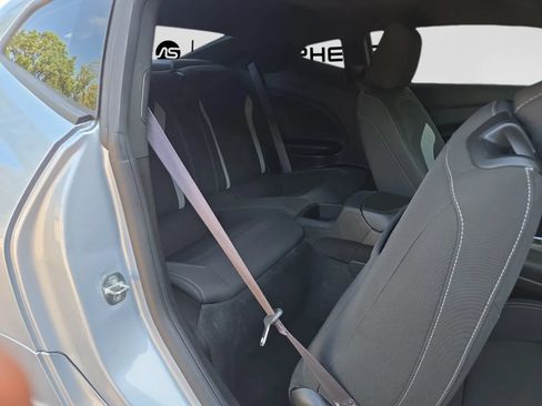 Used 2017 Chevrolet Camaro LT RWD image 29