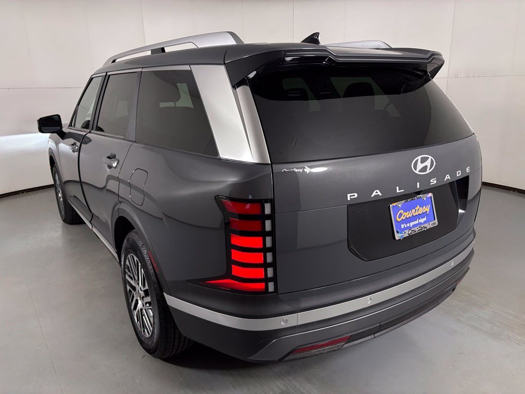 Used 2026 Hyundai Palisade SEL FWD image 6