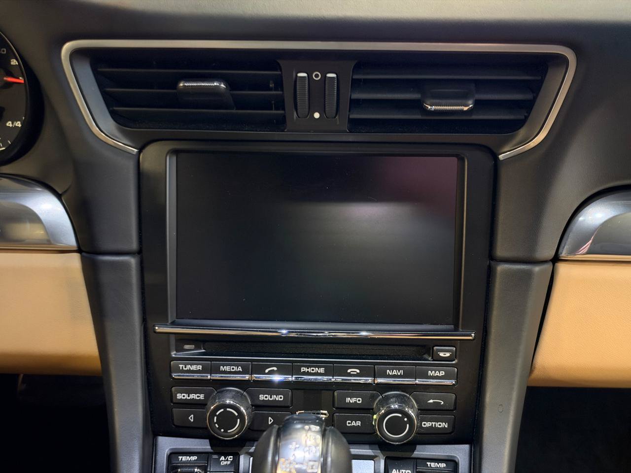 Used 2014 Porsche 911 4 Coupe AWD/4WD image 19