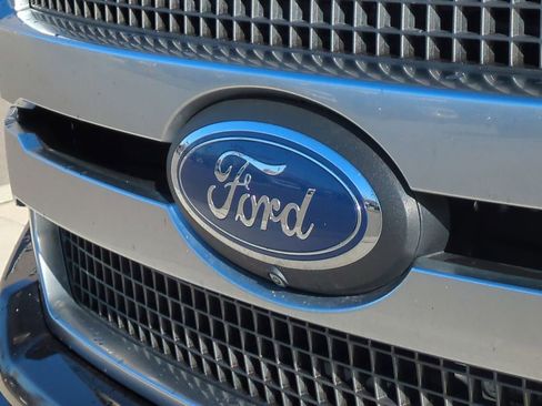 Used 2020 Ford F150 Platinum w/ Equipment Group 701A Luxury image 12