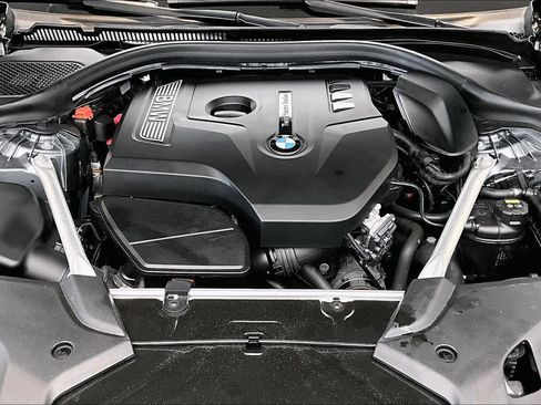 Used 2019 BMW 530i w/ Luxury Seating Package image 29