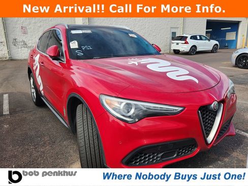 Used 2018 Alfa Romeo Stelvio Ti AWD/4WD image 1