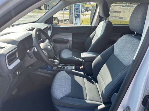 New 2025 Ford Maverick XLT w/ XLT Luxury Package image 18