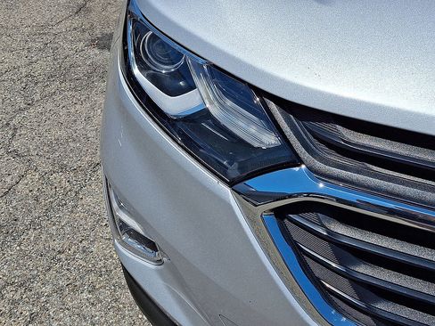 Certified 2020 Chevrolet Equinox LT AWD/4WD image 28