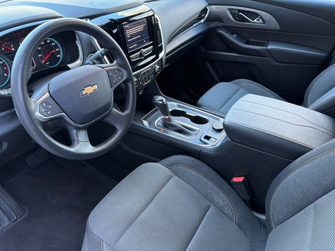 Used 2020 Chevrolet Traverse LS image 11